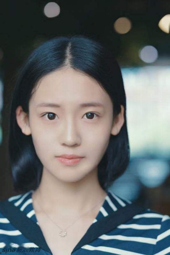 校花吃瓜视频在线看